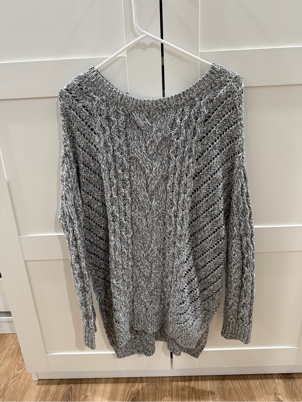 Express Gray Cable Knit Women's Sweater - Classic Cozy Style. Size Small.